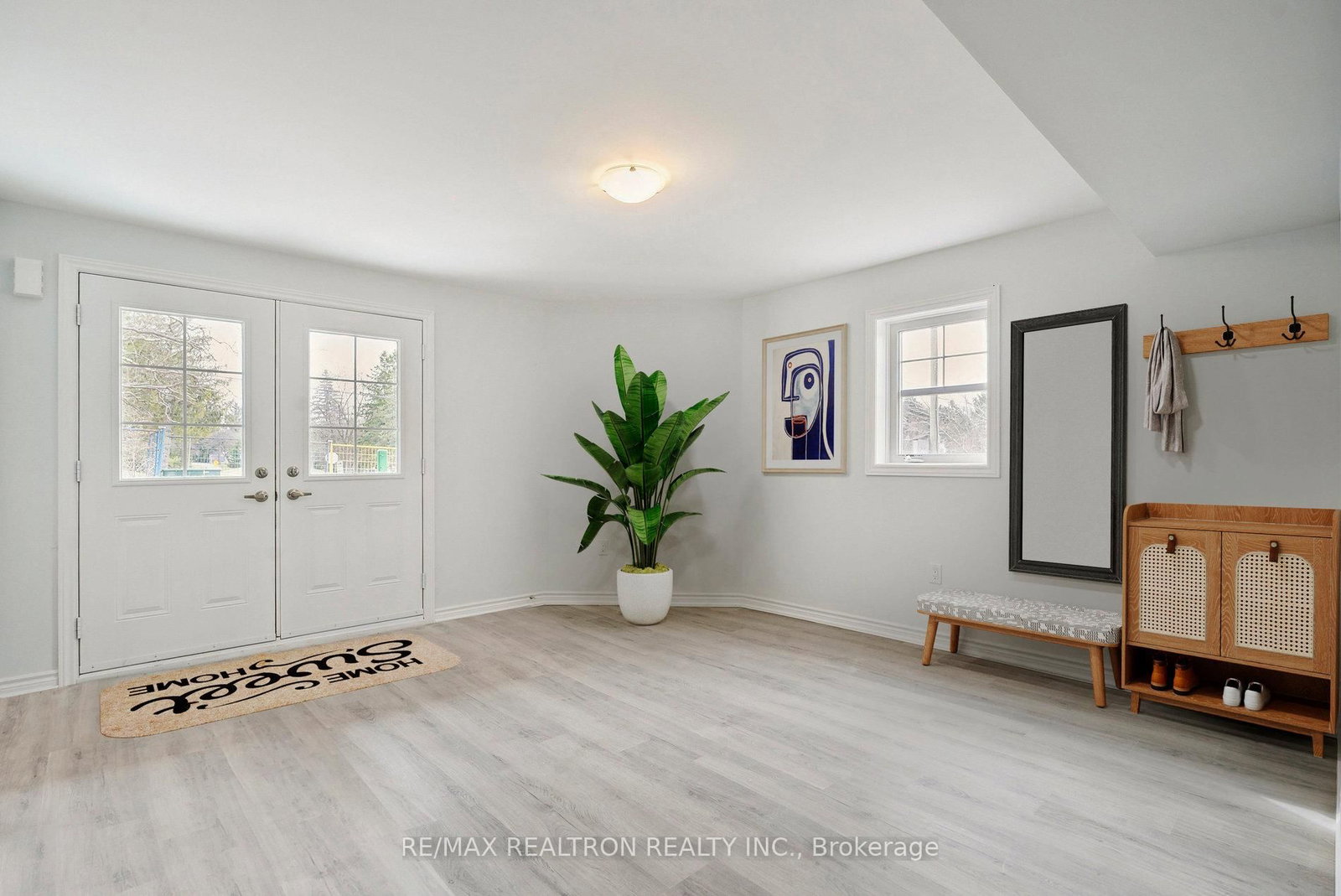 Detached House for sale at 2 Ravenscraig Place, Innisfil, Ontario, L0L 1L0 - Cookstown - MLS: N12799736