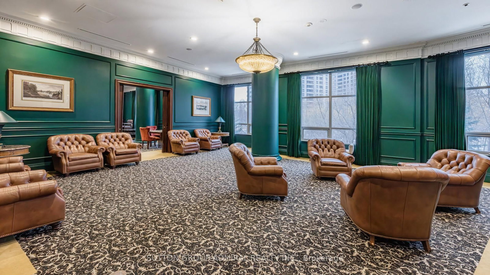 9225 Jane Street, Unit 607 - Photo 27