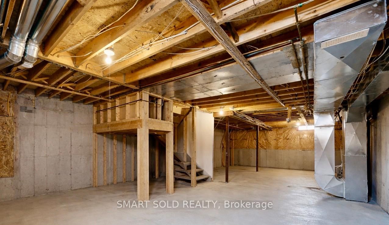 Townhouse for sale at 704 Castlemore Avenue, Markham, Ontario, L6E 1M9 - Wismer - MLS: N12800292