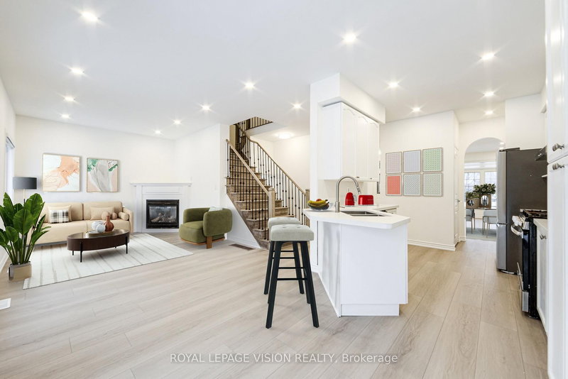 124 Alfred Paterson Dr, Markham, L6E 1L5 | Image 3