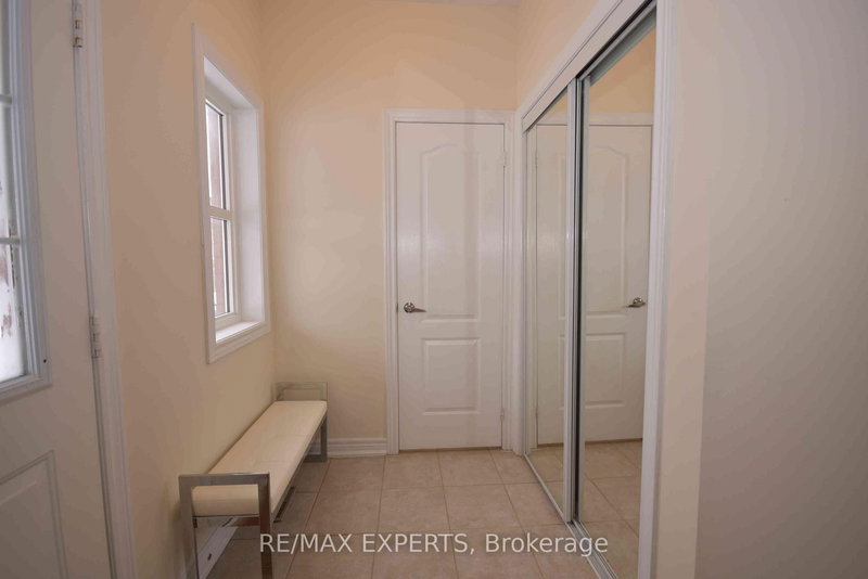 7 - 57 Drew Kelly Way, Markham, L3R 5R2 | Image 2