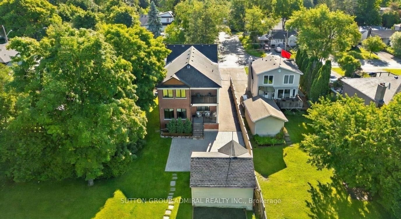 Detached House for sale at 110 Wood Lane, Richmond Hill, Ontario, L4C 4W1 - Mill Pond - MLS: N12801198