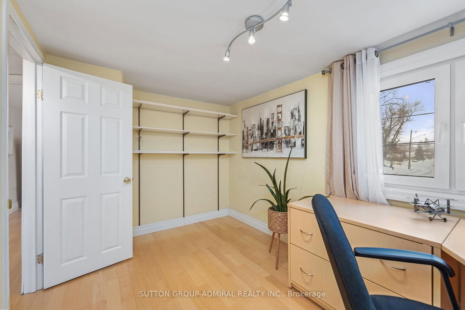 Detached House for sale at 110 Wood Lane, Richmond Hill, Ontario, L4C 4W1 - Mill Pond - MLS: N12801198