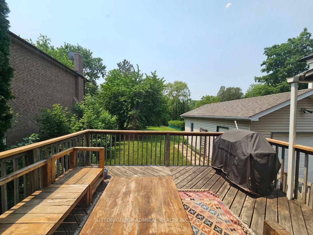 Detached House for sale at 110 Wood Lane, Richmond Hill, Ontario, L4C 4W1 - Mill Pond - MLS: N12801198