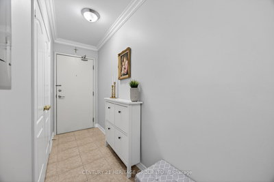 214-112 Simcoe Road, Bradford West Gwillimbury, Ontario image-0-2