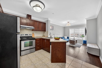 214-112 Simcoe Road, Bradford West Gwillimbury, Ontario image-0-4