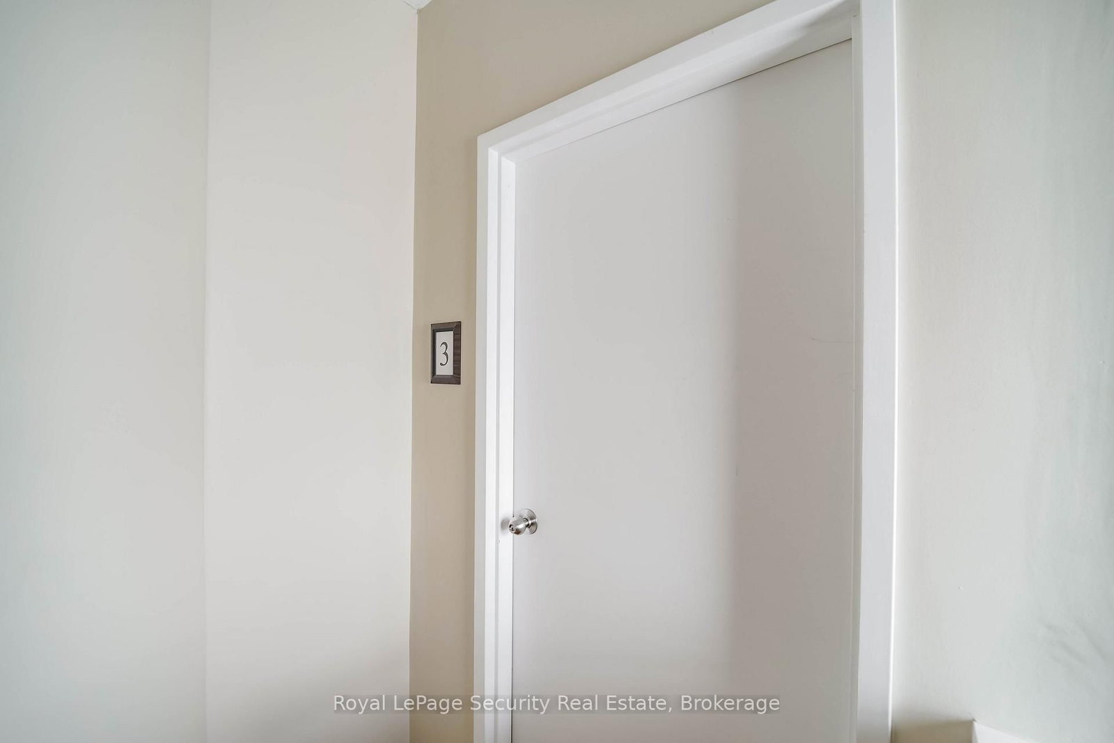 272 Main Street - Photo 11