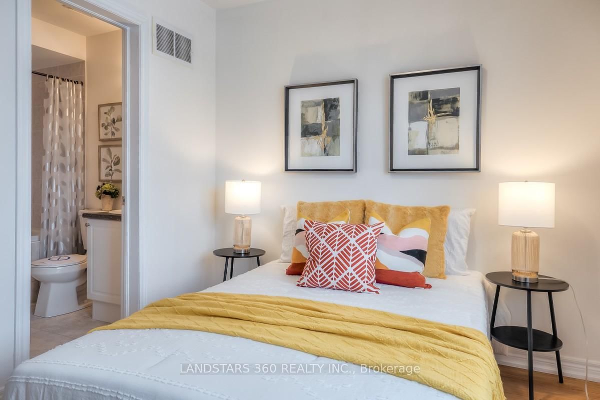 Townhouse for sale at 9922 Mccowan Road, Markham, Ontario, L3P 3J3 - Berczy - MLS: N12803314