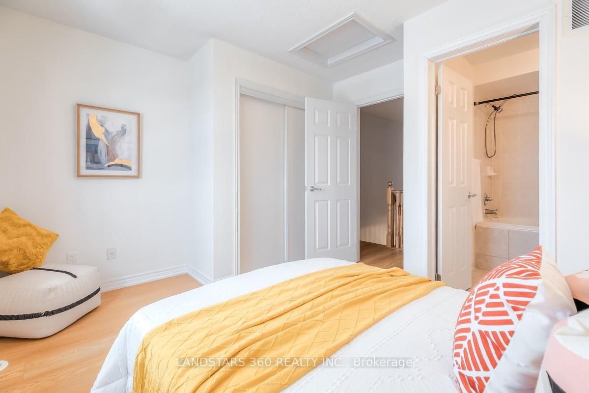 Townhouse for sale at 9922 Mccowan Road, Markham, Ontario, L3P 3J3 - Berczy - MLS: N12803314