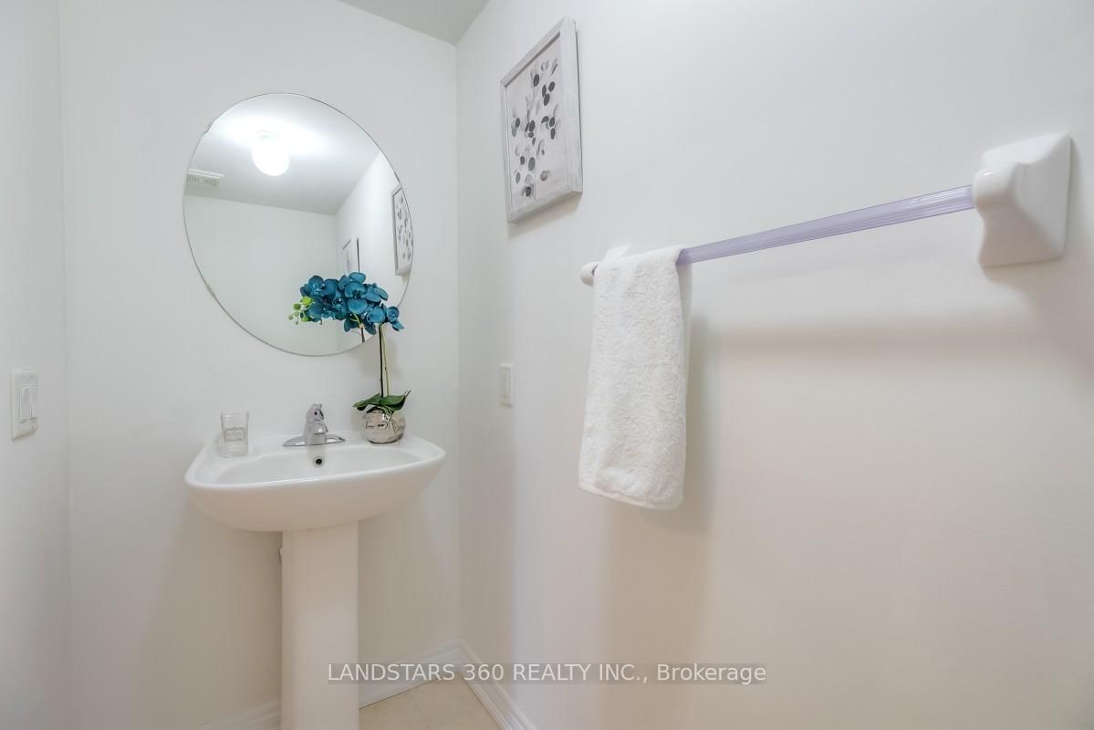 Townhouse for sale at 9922 Mccowan Road, Markham, Ontario, L3P 3J3 - Berczy - MLS: N12803314