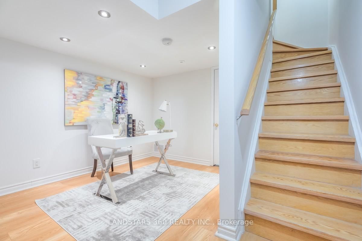 Townhouse for sale at 9922 Mccowan Road, Markham, Ontario, L3P 3J3 - Berczy - MLS: N12803314