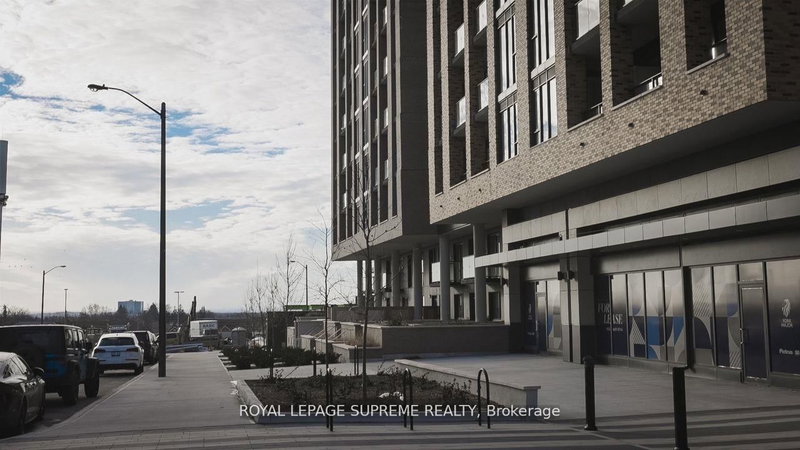 414 - 100 Eagle Rock Way, Vaughan, L6A 5B9 | Image 2