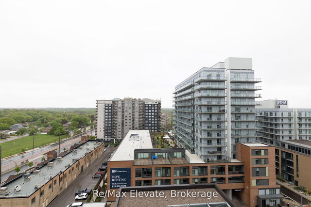 1010 - 185 Deerfield Road