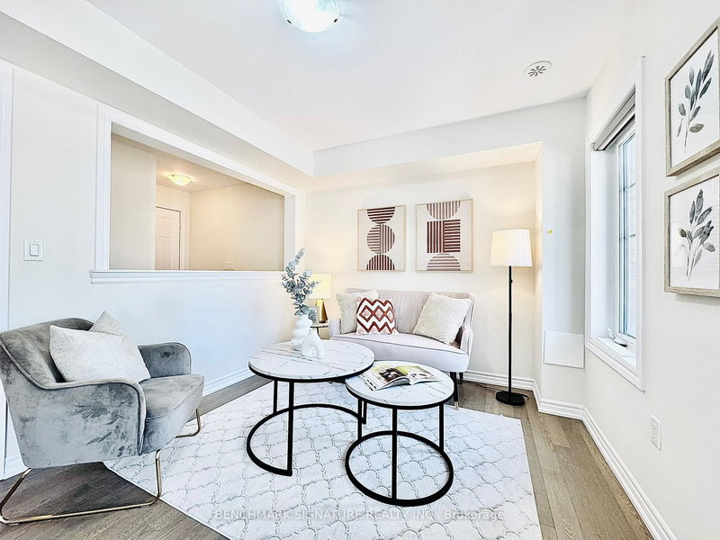 29 George Peach Ave, Markham, L6C 0Z2 | Image 2