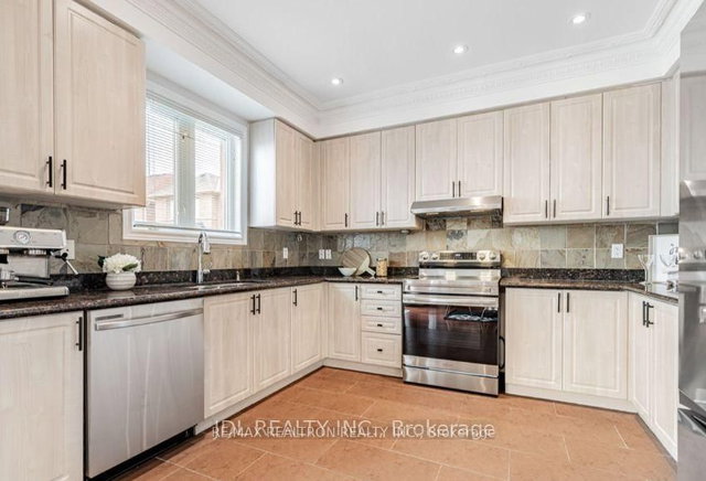 Bsmt - 20 Ralph Chalmers Avenue