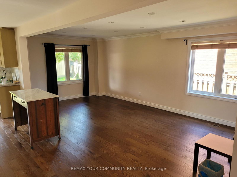 81 Waterfall Rd, Vaughan, L4L 5B3 | Image 3