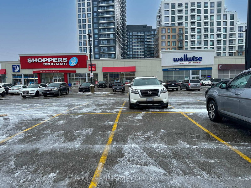 8020 Bathurst St, Vaughan, L4J 0B8 | Image 3