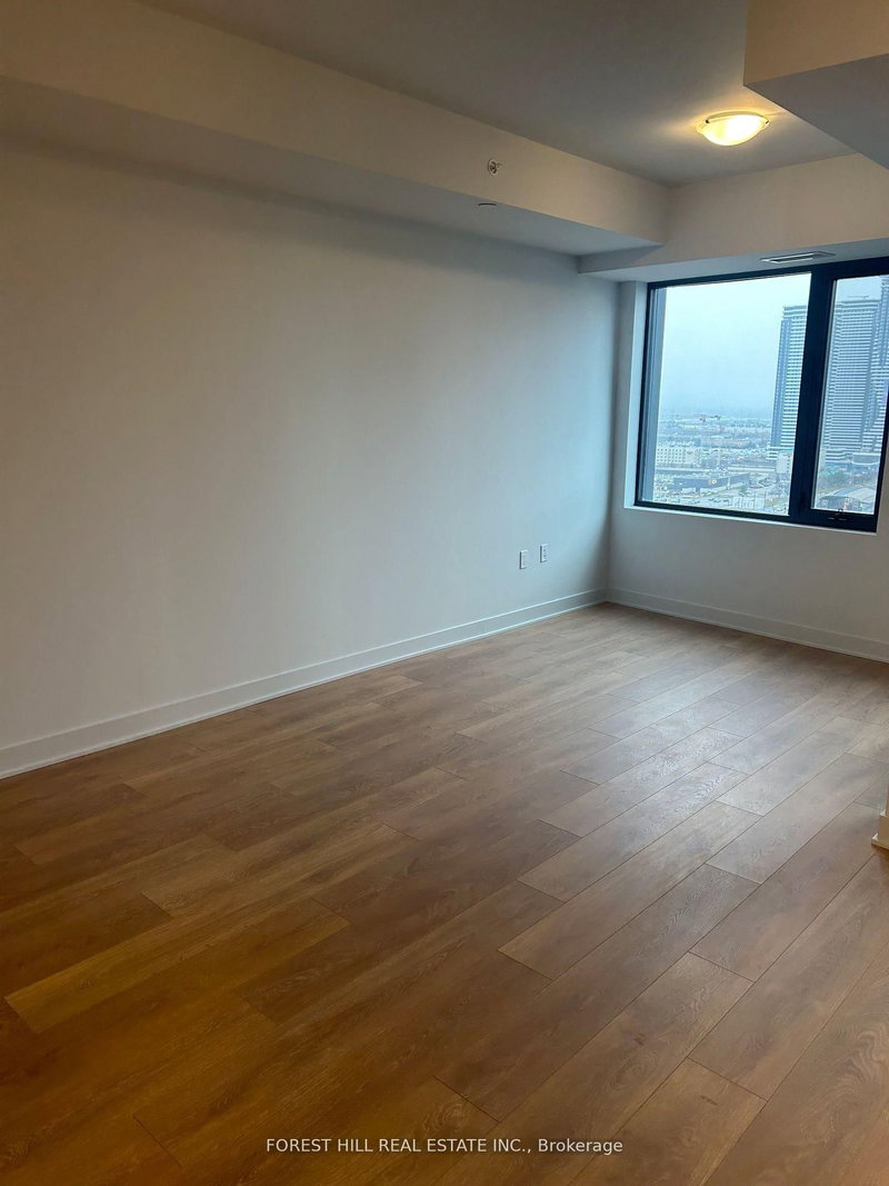 1702 - 2920 Highway 7 W, Vaughan, L4K 0P4 | Image 3