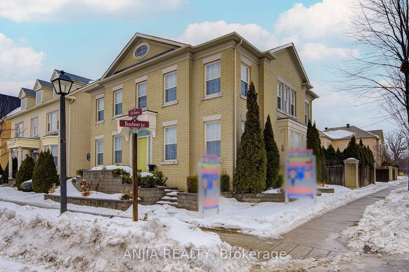 18 Orr Farm Rd, Markham, L6C 0A3 | Image 2