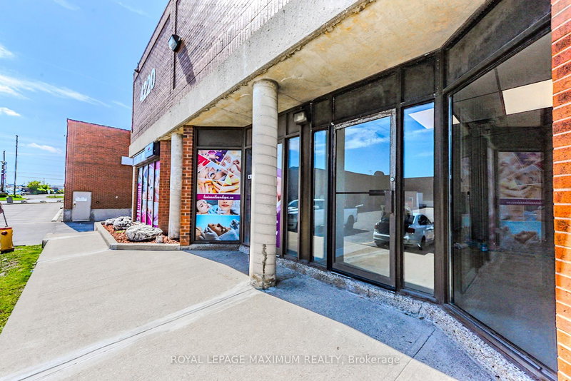 C10 - 4220 Steeles Ave W, Vaughan, L4L 3S8 | Image 2