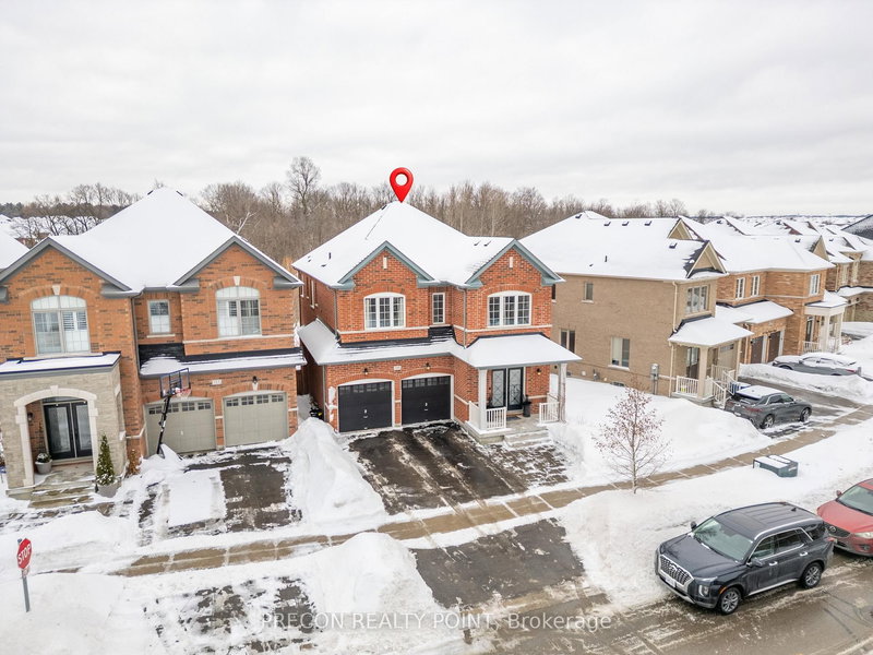 109 Roy Harper Ave, Aurora, L4G 7C4 | Image 3