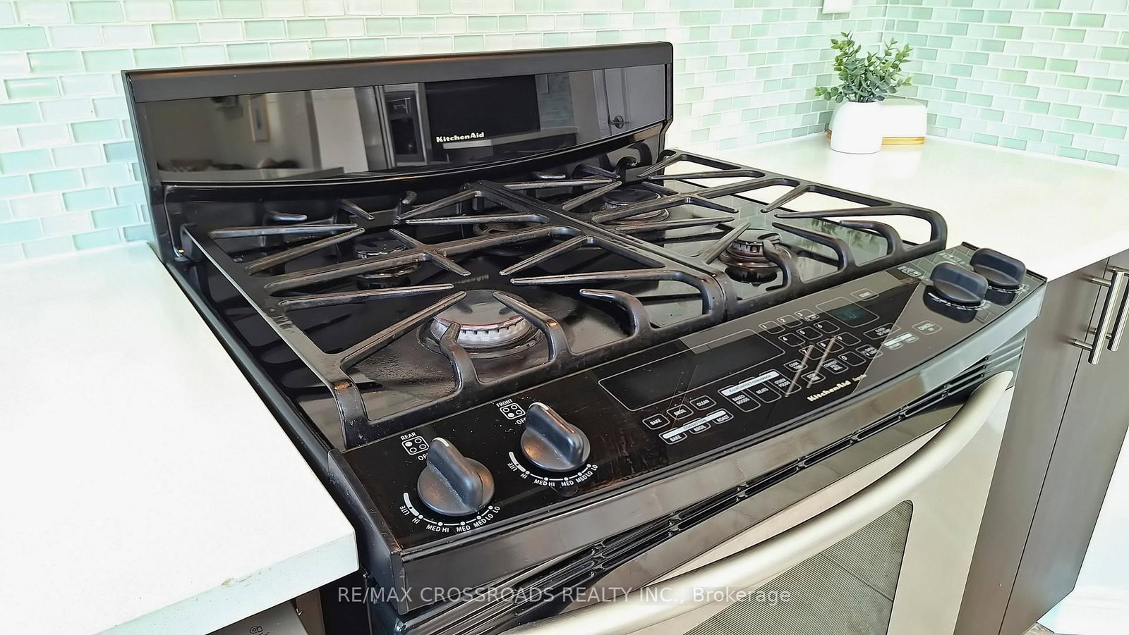 Detached House sold at 122 Destino Crescent, Vaughan, Ontario, L4H 3E2 - Vellore Village - MLS: N12807300