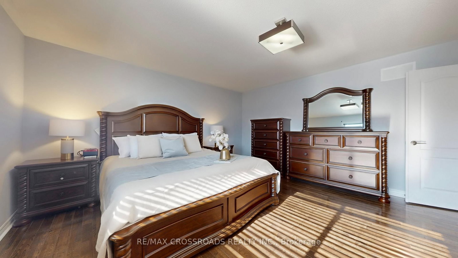 Detached House sold at 122 Destino Crescent, Vaughan, Ontario, L4H 3E2 - Vellore Village - MLS: N12807300