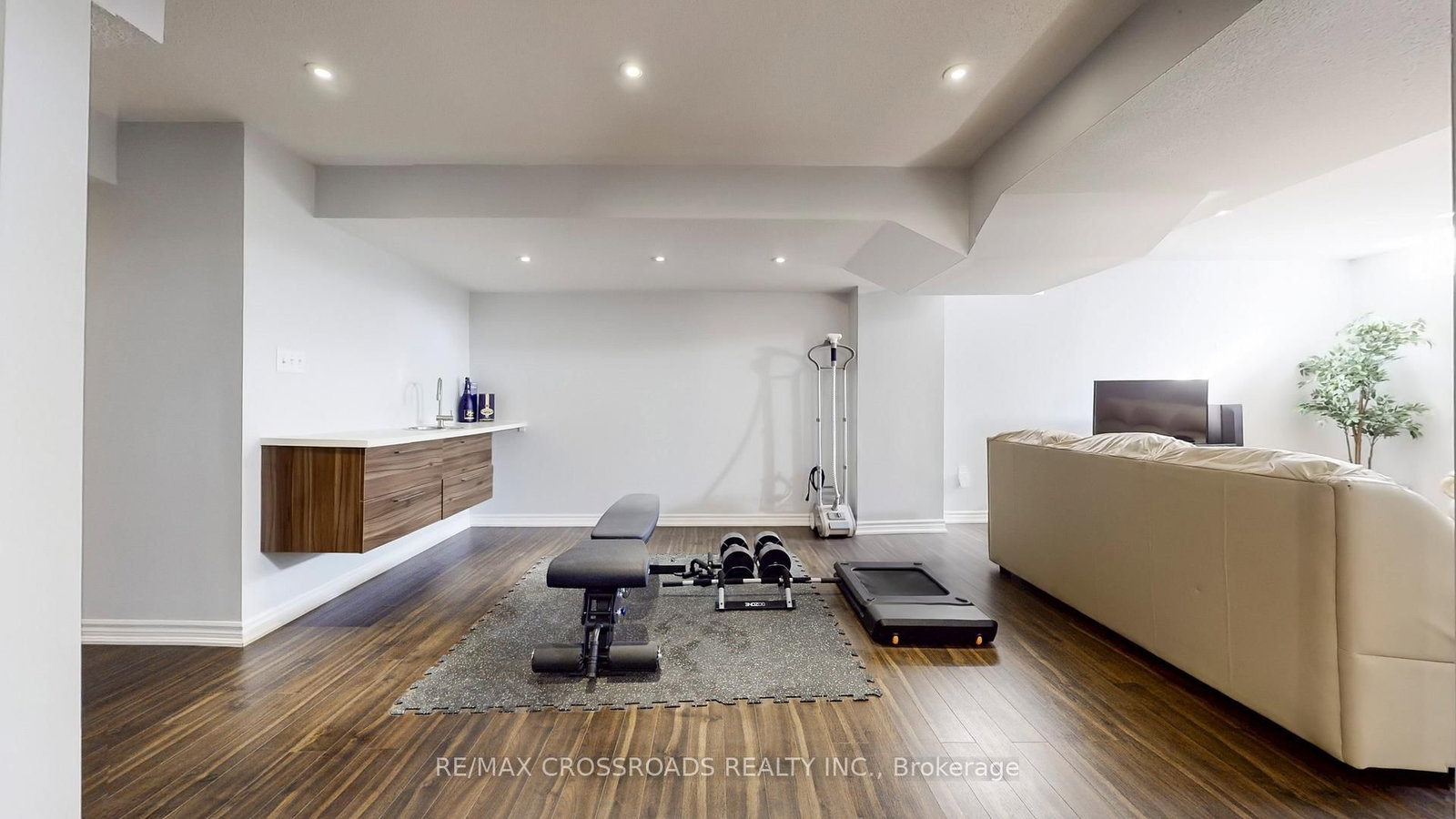 Detached House sold at 122 Destino Crescent, Vaughan, Ontario, L4H 3E2 - Vellore Village - MLS: N12807300