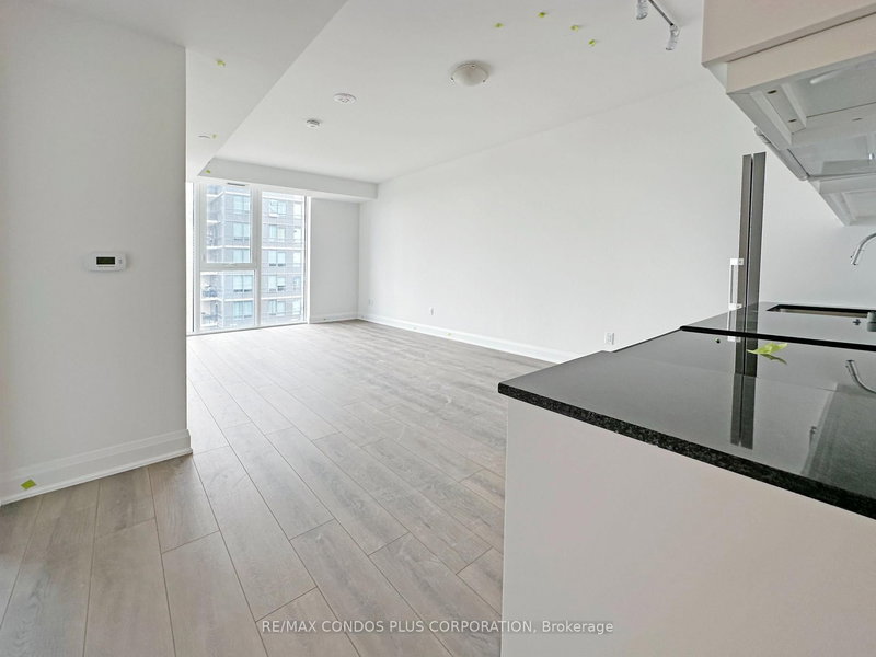 1210 - 20 Gatineau Dr, Vaughan, L4J 0L3 | Image 3