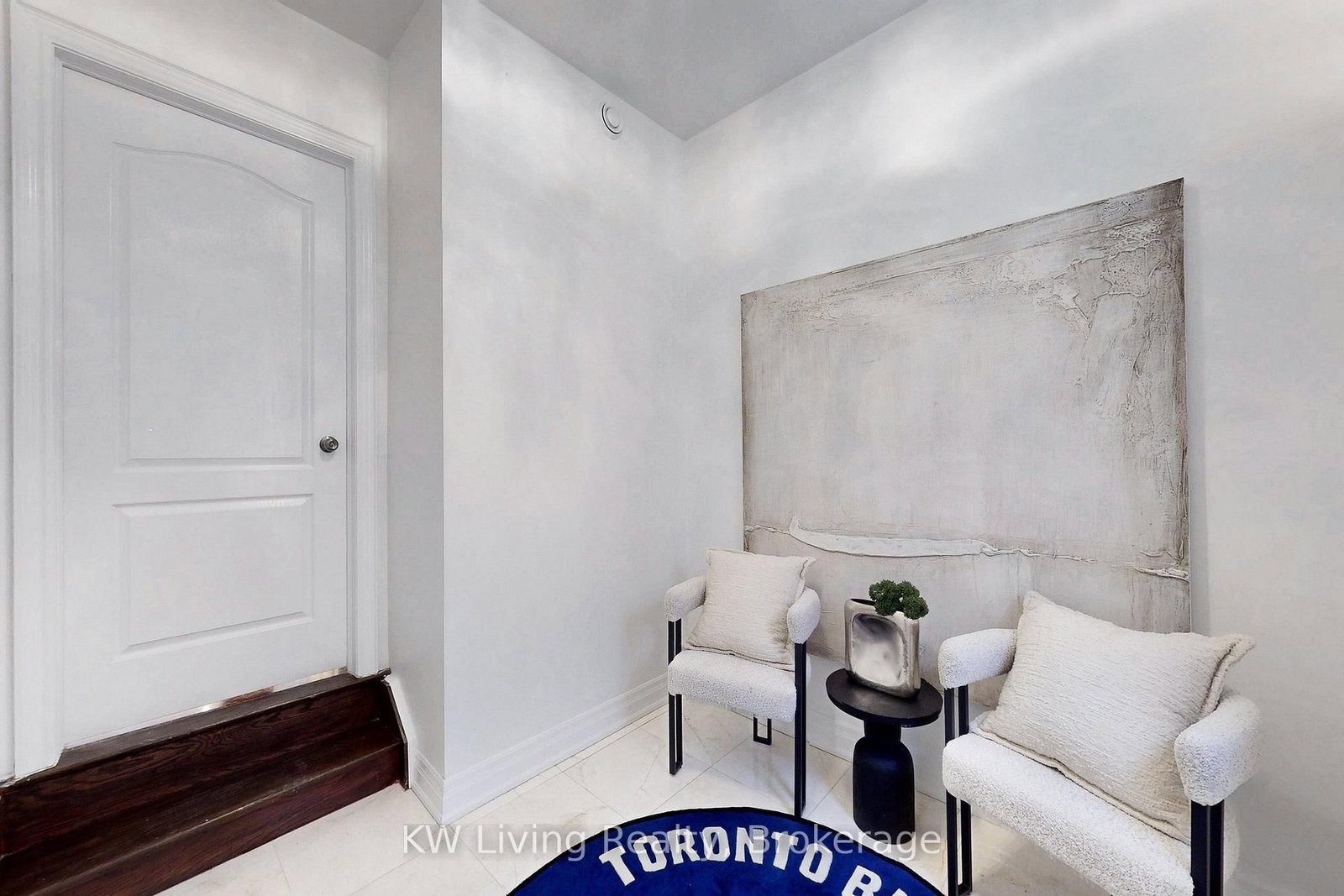 Detached House for sale at 29 Mayfair Court, Richmond Hill, Ontario, L4B 3X7 - Bayview Hill - MLS: N12807618