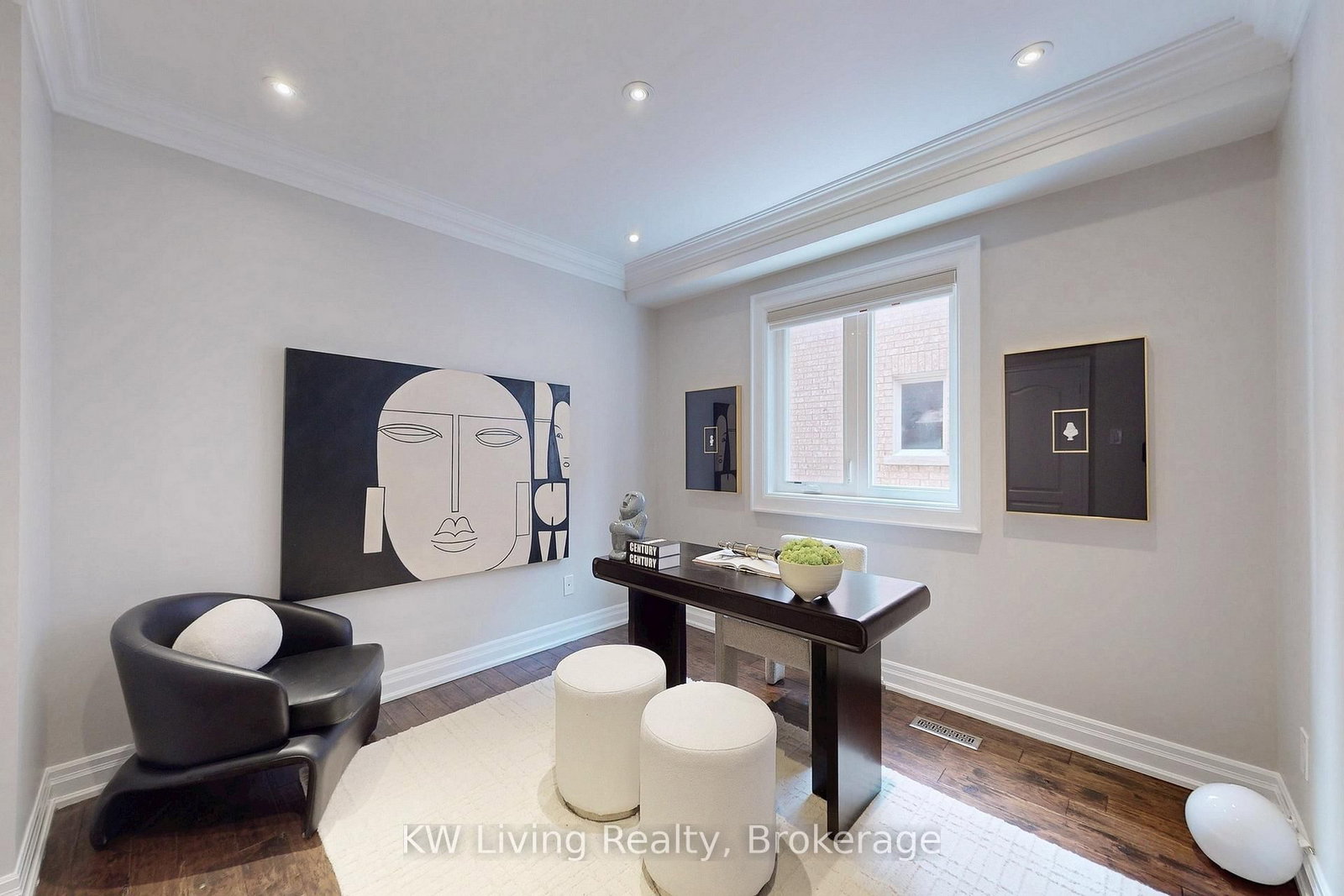 Detached House for sale at 29 Mayfair Court, Richmond Hill, Ontario, L4B 3X7 - Bayview Hill - MLS: N12807618