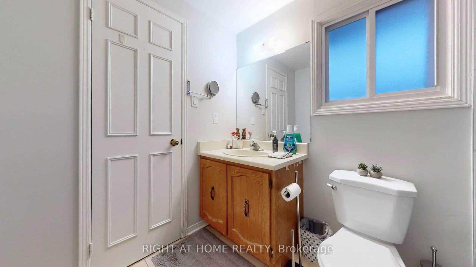 Detached House for sale at 86 Weldrick Road, Richmond Hill, Ontario, L4C 8T7 - Harding - MLS: N12808066