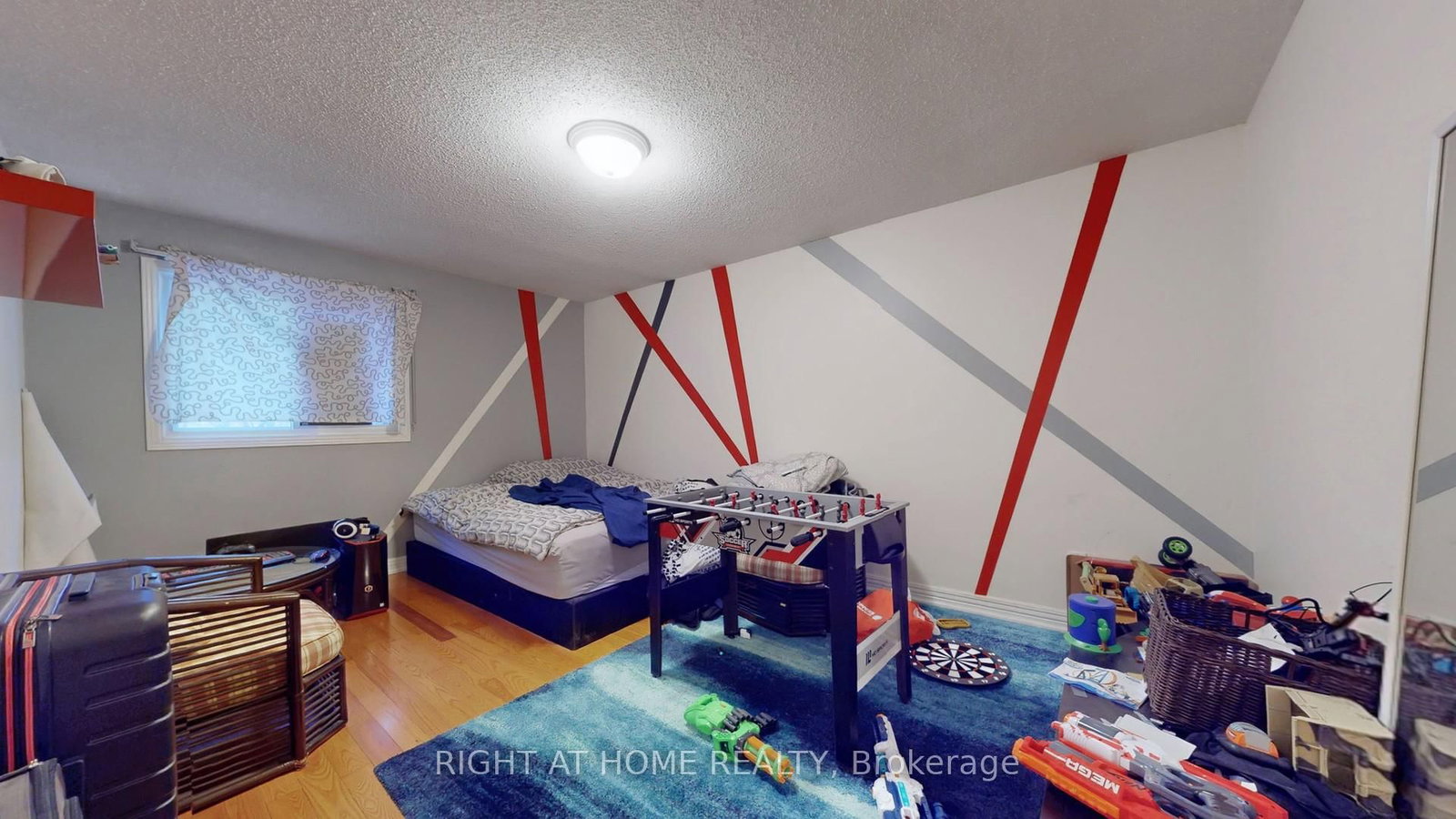 Detached House for sale at 86 Weldrick Road, Richmond Hill, Ontario, L4C 8T7 - Harding - MLS: N12808066