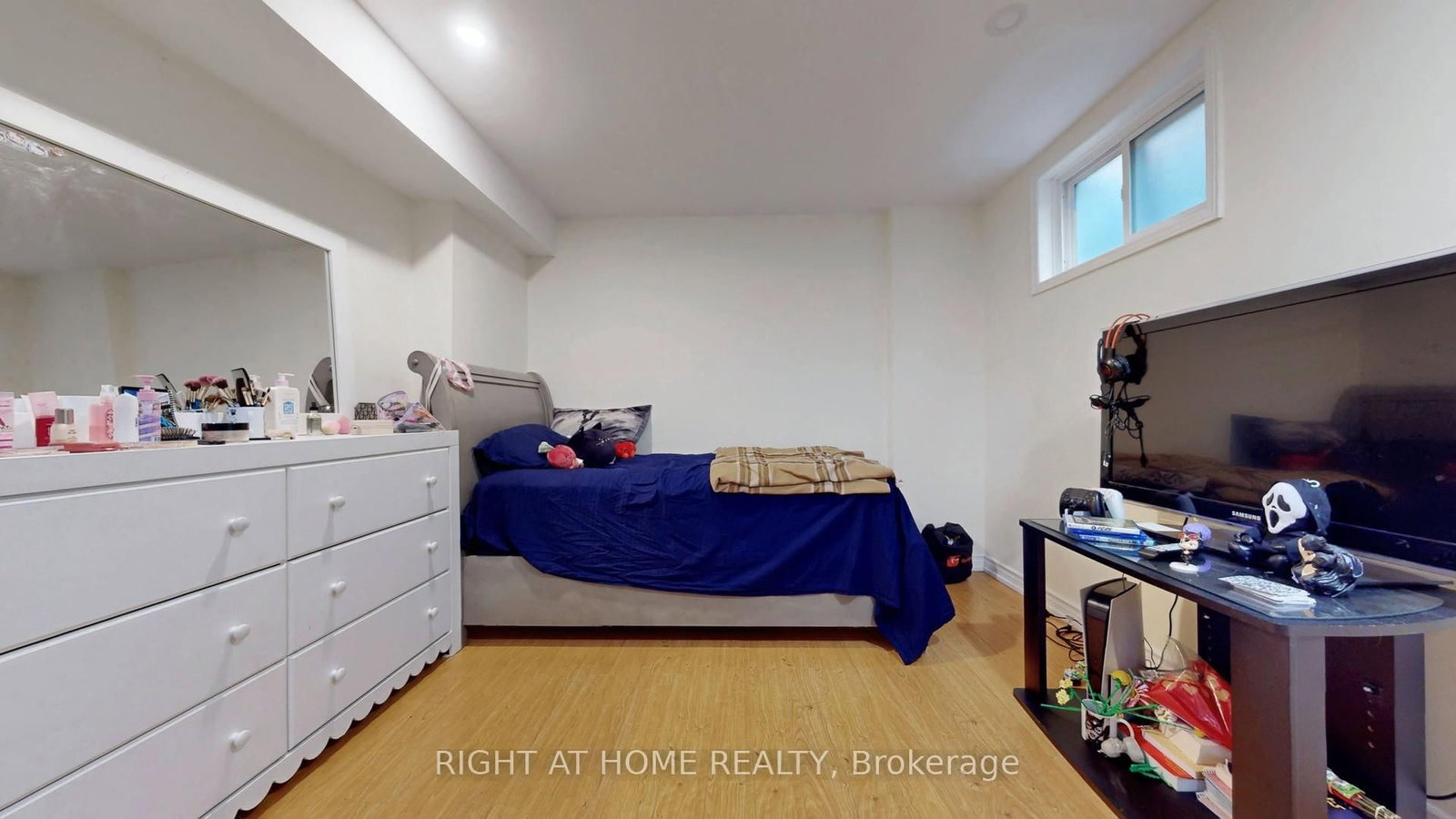 Detached House for sale at 86 Weldrick Road, Richmond Hill, Ontario, L4C 8T7 - Harding - MLS: N12808066