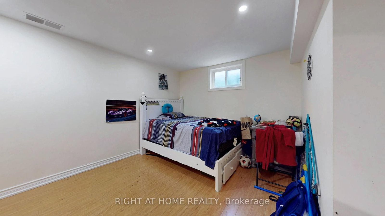 Detached House for sale at 86 Weldrick Road, Richmond Hill, Ontario, L4C 8T7 - Harding - MLS: N12808066