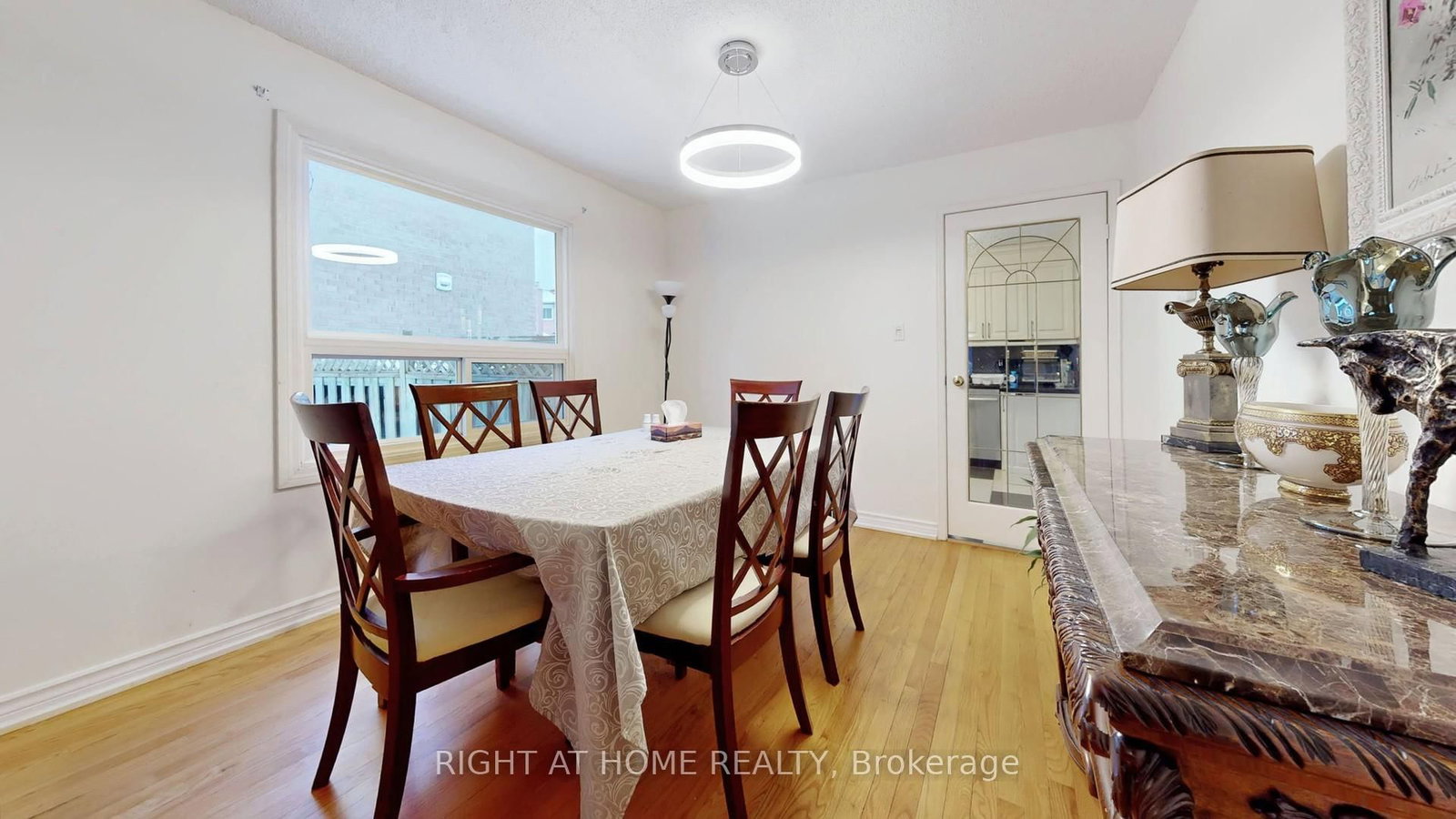 Detached House for sale at 86 Weldrick Road, Richmond Hill, Ontario, L4C 8T7 - Harding - MLS: N12808066