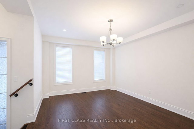 Main - 9382 Bayview Avenue