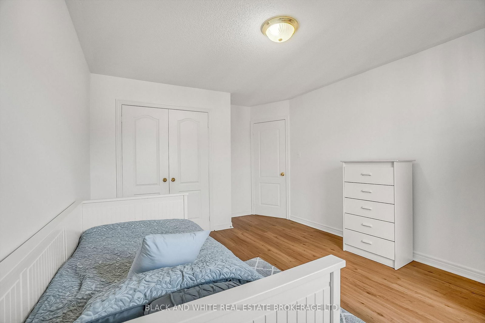 Detached House for sale at 18 Daiseyfield Crescent, Vaughan, Ontario, L4H 2T9 - Vellore Village - MLS: N12809346