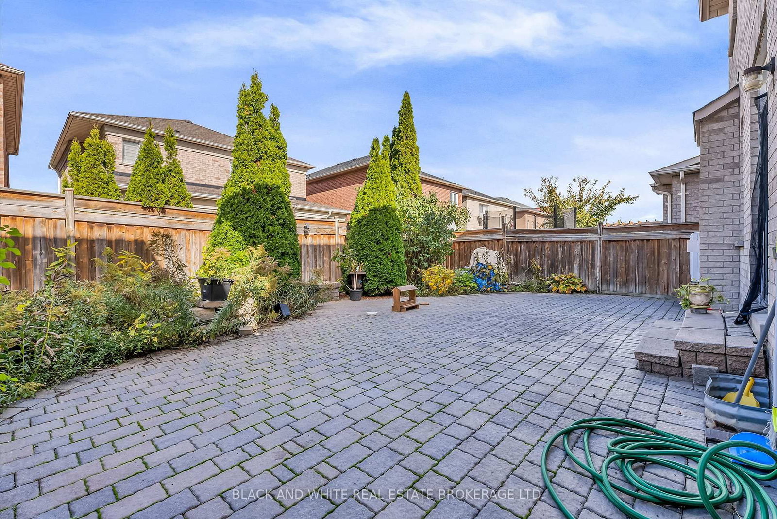 Detached House for sale at 18 Daiseyfield Crescent, Vaughan, Ontario, L4H 2T9 - Vellore Village - MLS: N12809346