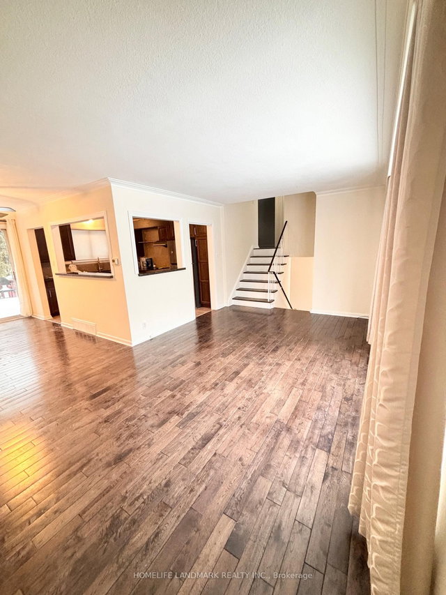 27 Arrowflight Drive