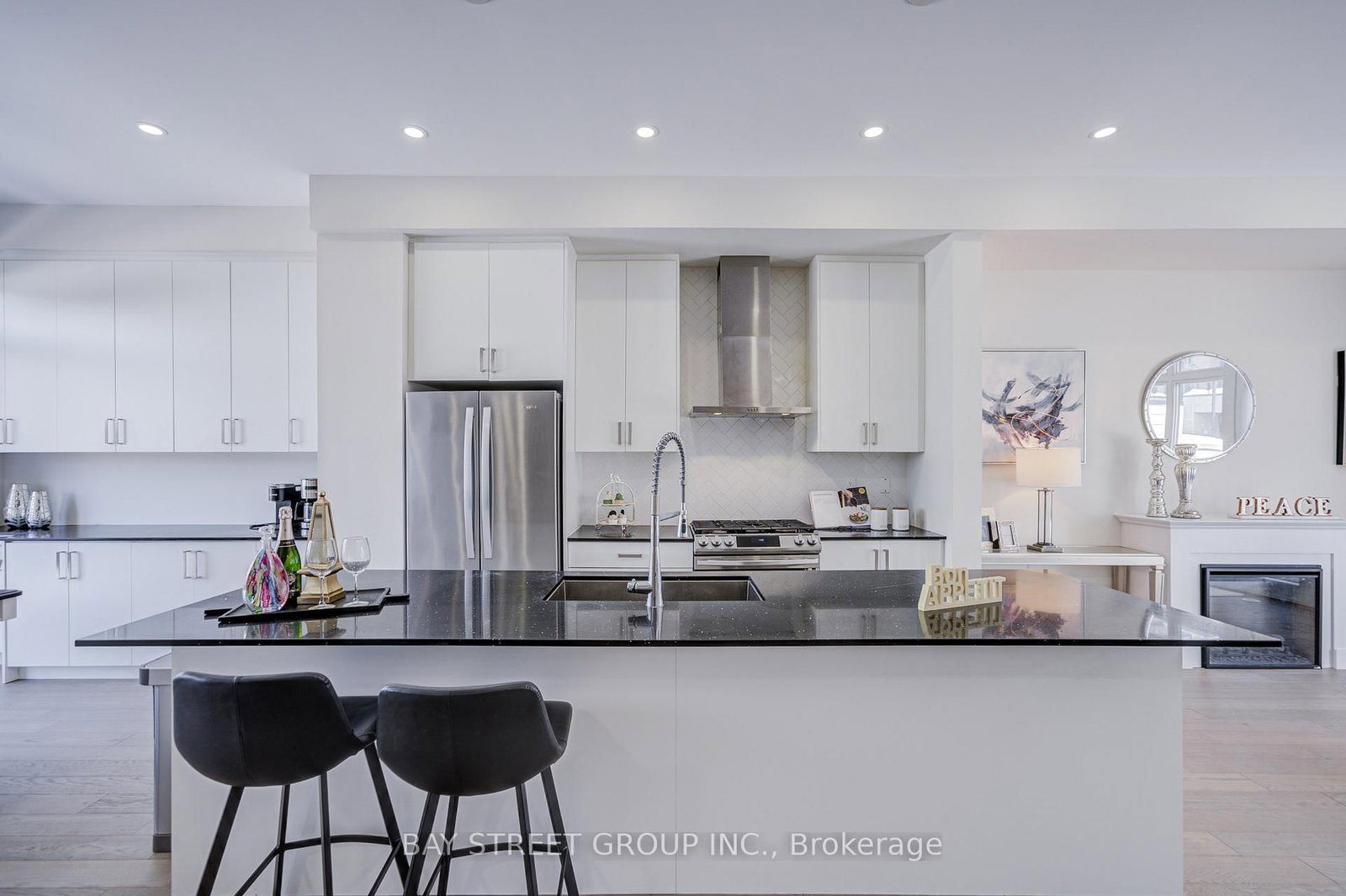 51 Credit Lane • Richmond Hill, ON photo 20