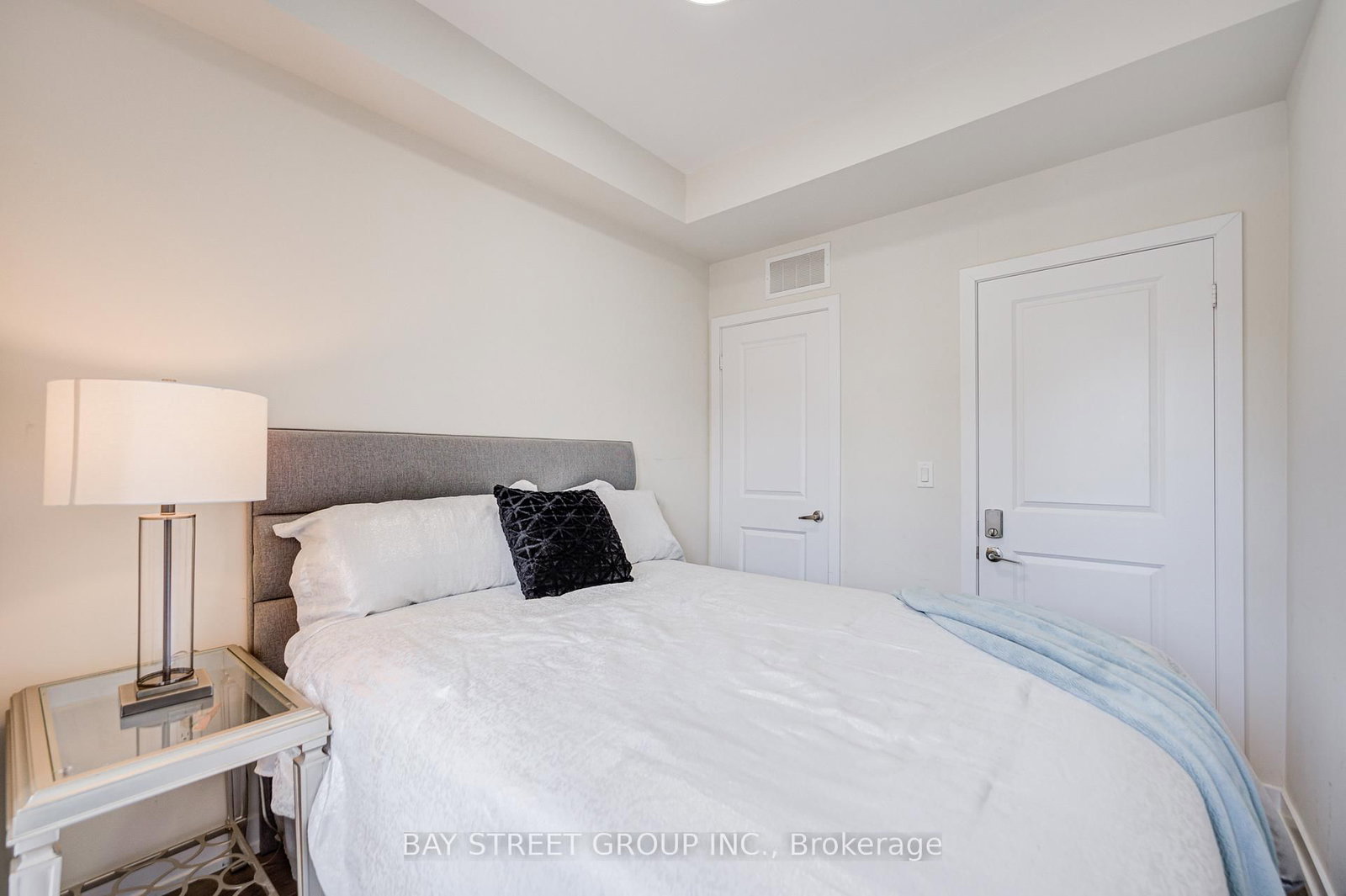 51 Credit Lane • Richmond Hill, ON photo 32