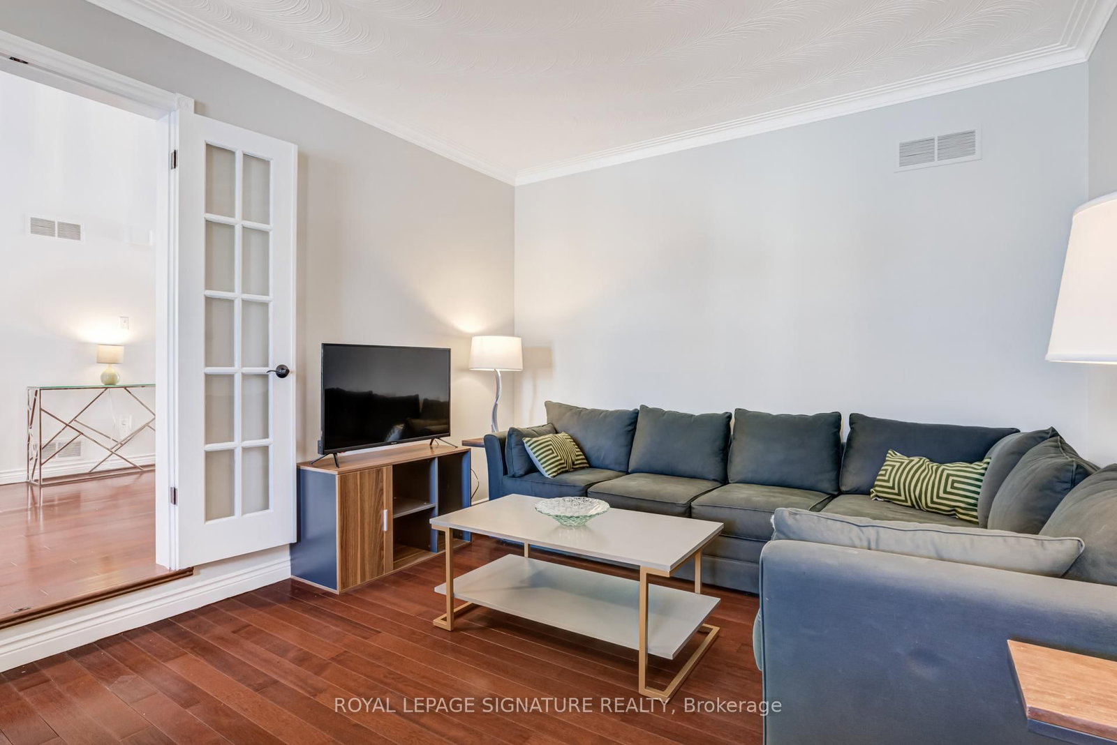 Detached House for sale at 81 Garden Avenue, Richmond Hill, Ontario, L4C 6L6 - South Richvale - MLS: N12810890