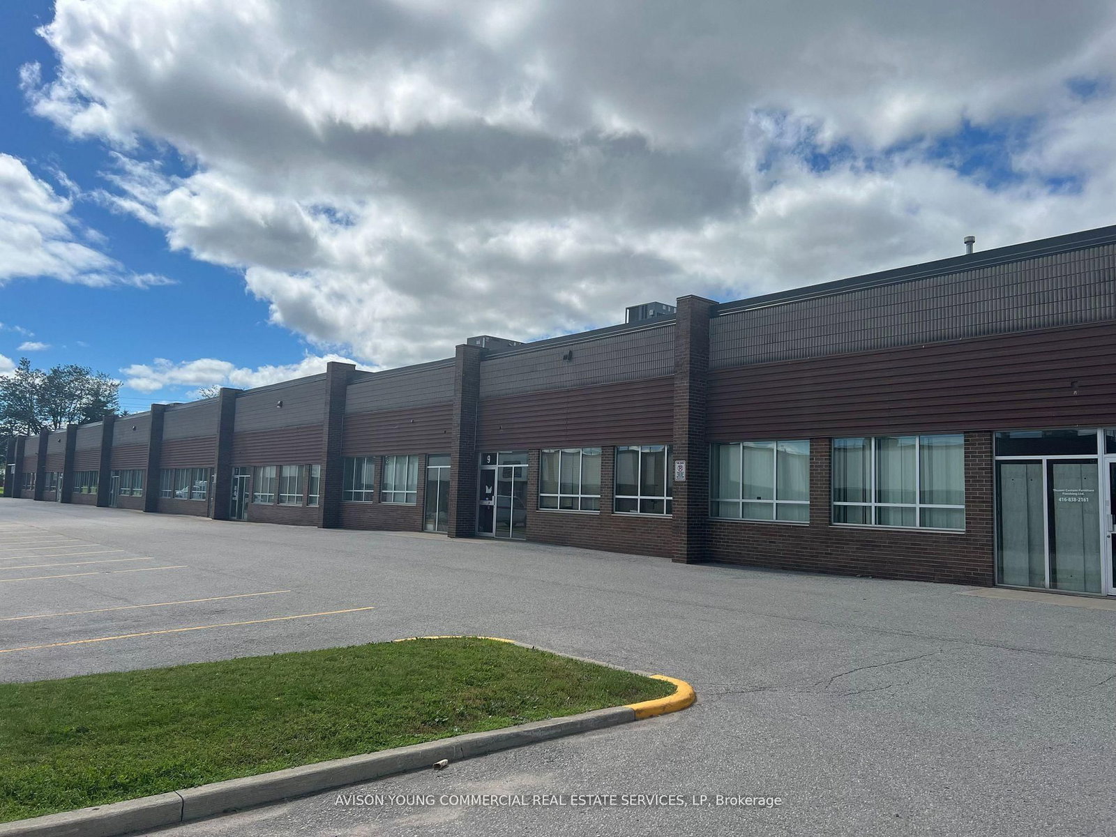 85 Bowes Road, Unit 14A - Photo 2