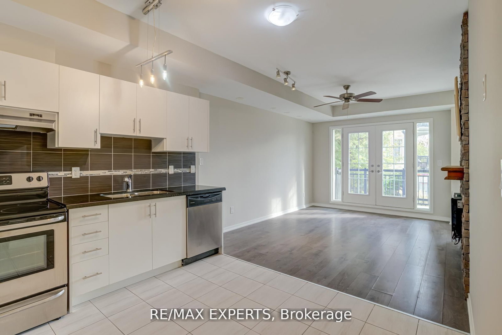 Townhouse sold at D07-26 Bruce Street, Vaughan, Ontario, L4L 0H4 - East Woodbridge - MLS: N12811150