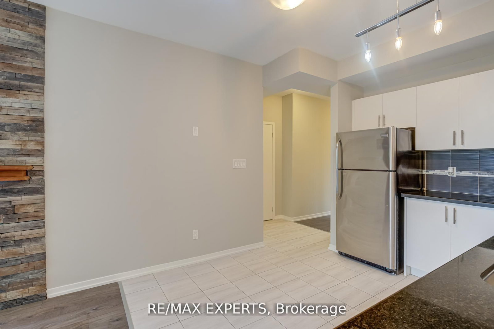 Townhouse sold at D07-26 Bruce Street, Vaughan, Ontario, L4L 0H4 - East Woodbridge - MLS: N12811150