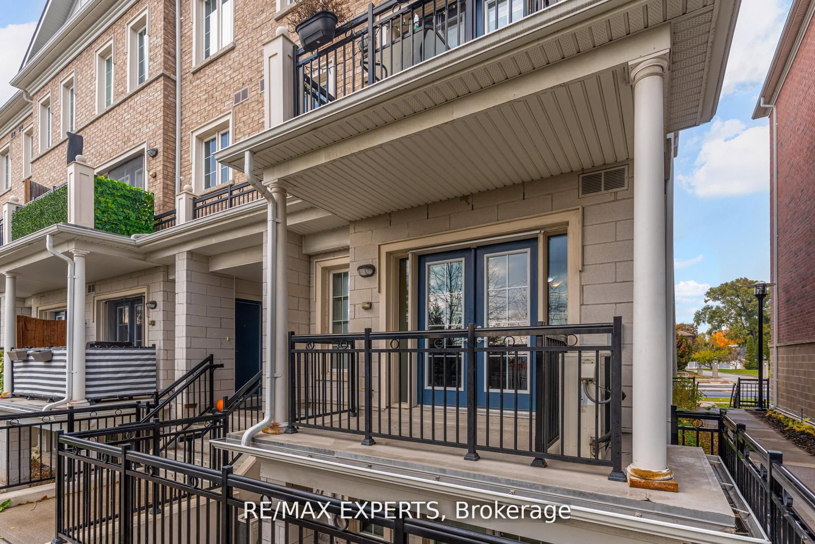 Townhouse sold at D07-26 Bruce Street, Vaughan, Ontario, L4L 0H4 - East Woodbridge - MLS: N12811150