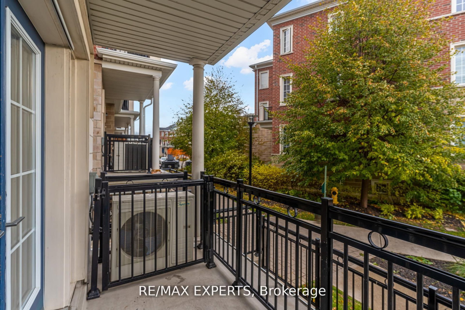 Townhouse sold at D07-26 Bruce Street, Vaughan, Ontario, L4L 0H4 - East Woodbridge - MLS: N12811150