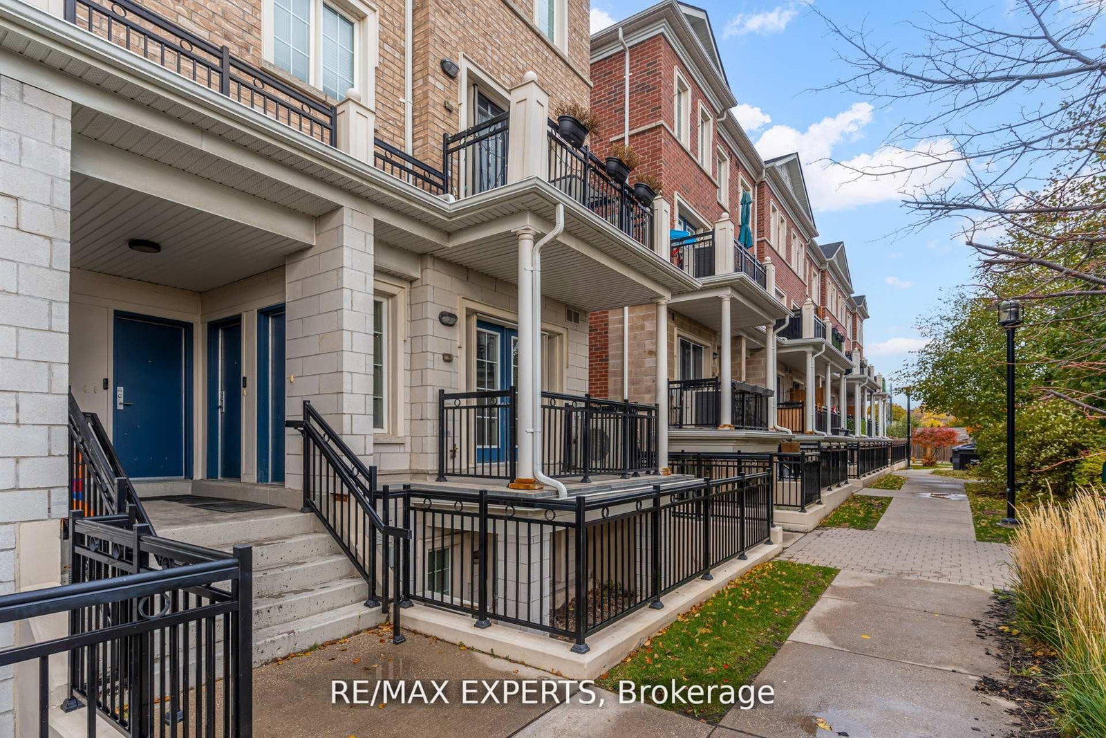 Townhouse sold at D07-26 Bruce Street, Vaughan, Ontario, L4L 0H4 - East Woodbridge - MLS: N12811150