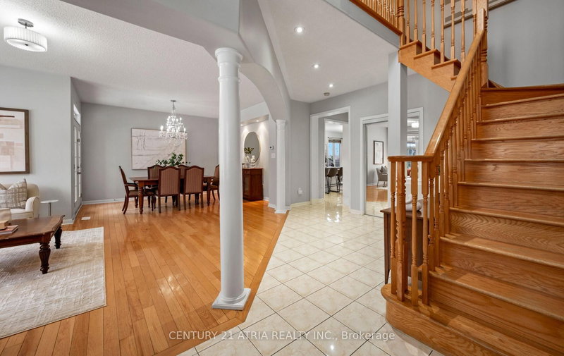 16 Peony St, Markham, L6B 1K9 | Image 3